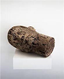 Andreas Senoner: Carving Time into Flesh and Memory