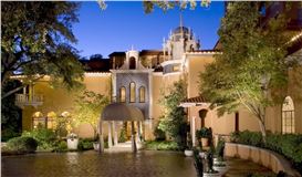 The Dallas Invitational Evolves as an Essential, Annual Art Event