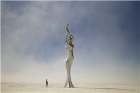 Striking Mirrored Sculptures Reflect Various Forms of Human Connection