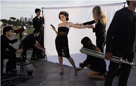 In Chessa Subbiondo’s Photographs, Hot Girls Are Always Crying