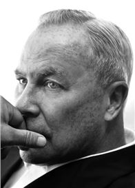 Robert Wilson (1941–2025)