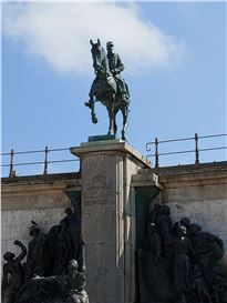 Plans to Build Hew Locke Sculpture in Ostend Halted