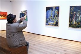 As Iraq's Economy Shows Signs of Recovery, a Thirst for New Art Is Emerging