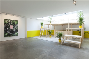 Standing Out in the Crowd: 10 Summer Solo Shows Around the World in 2015