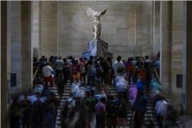 The Louvre and Other French Institutions Prepare to Raise Ticket Prices for Non-E.U. Visitors