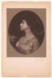 There’s a Reason This Celebrated Librarian’s Life Was Not an Open Book