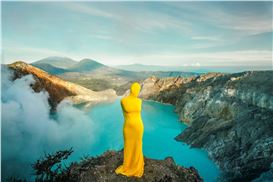 From Memory to Possibility:  The Aesthetica Art Prize 2025