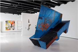 Street smarts meet museum walls: Schiedam's bold new exhibit brings abstract art indoors