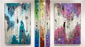 Contemporary Glass Artist Abby Modell’s Celestial Waterfall Star Ice Collection on View at the Medici Museum of Art