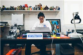 FUTURA Returns to Chicago for a 'Family Affair' at Anthony Gallery