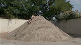 Claudia Amatruda: a chair is not a chair