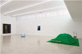 “Sensemaking. Atti di manomissione” at P420, Bologna