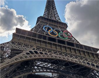 The Art World This Week: Vatican Calls Olympics Drag Performance ‘Offense’, Fourth Banksy Artwork Revealed, Yayoi Kusama’s Largest Sculpture Unveiled, and More