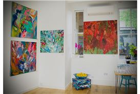 Solo exhibition of new paintings by Italian abstract artist Monica Maja Richardson opens in Notting Hill