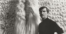 Weaving beyond borders