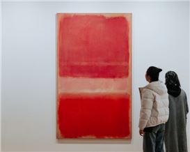 Stop rushing through art galleries. Spend 10 minutes with just one masterpiece instead