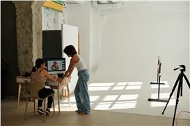 Studio Photo – ARLES : Immortalize your visit to the Rencontres!