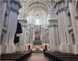 Before Two Wars: Munich, In and Out of Shadow