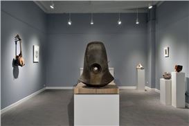 Theme and Variations: A Review of “Synthesize” at Madron Gallery