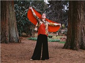 Linder: A Kind of Glamour And Danger – Interview Anna Goodman