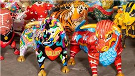 Bulls unleashed on city streets for art trail