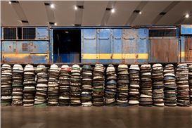 Ibrahim Mahama Brings Deconstructed Colonial-Era Locomotive to Kunsthalle Wien