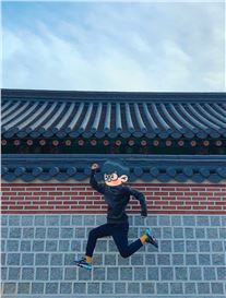 Conversations with the Creators Shaping the world of Digital Art- Deekay Kwon