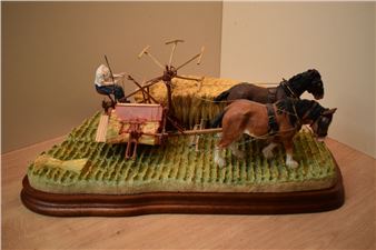 Collectable Figurines and Studies 4 - 1818 Auctioneers